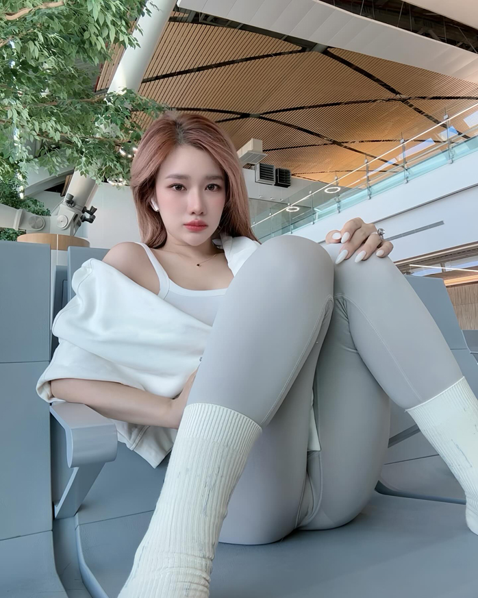 มีนา เรวดี เน็ตไอดอล